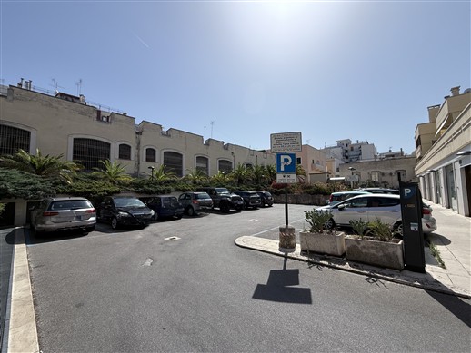 Antico Locale Al Piano Terra, In Pietra, Vari Utilizzi e Possibilit&agrave; Di Ampliamento
